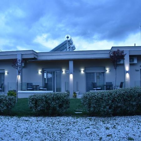 Aparthotel Cross Plaza Stavros  Exterior foto